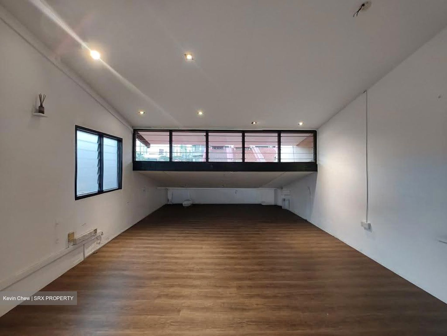Kampong Glam Conservation Area (D7), Shop House #612795461